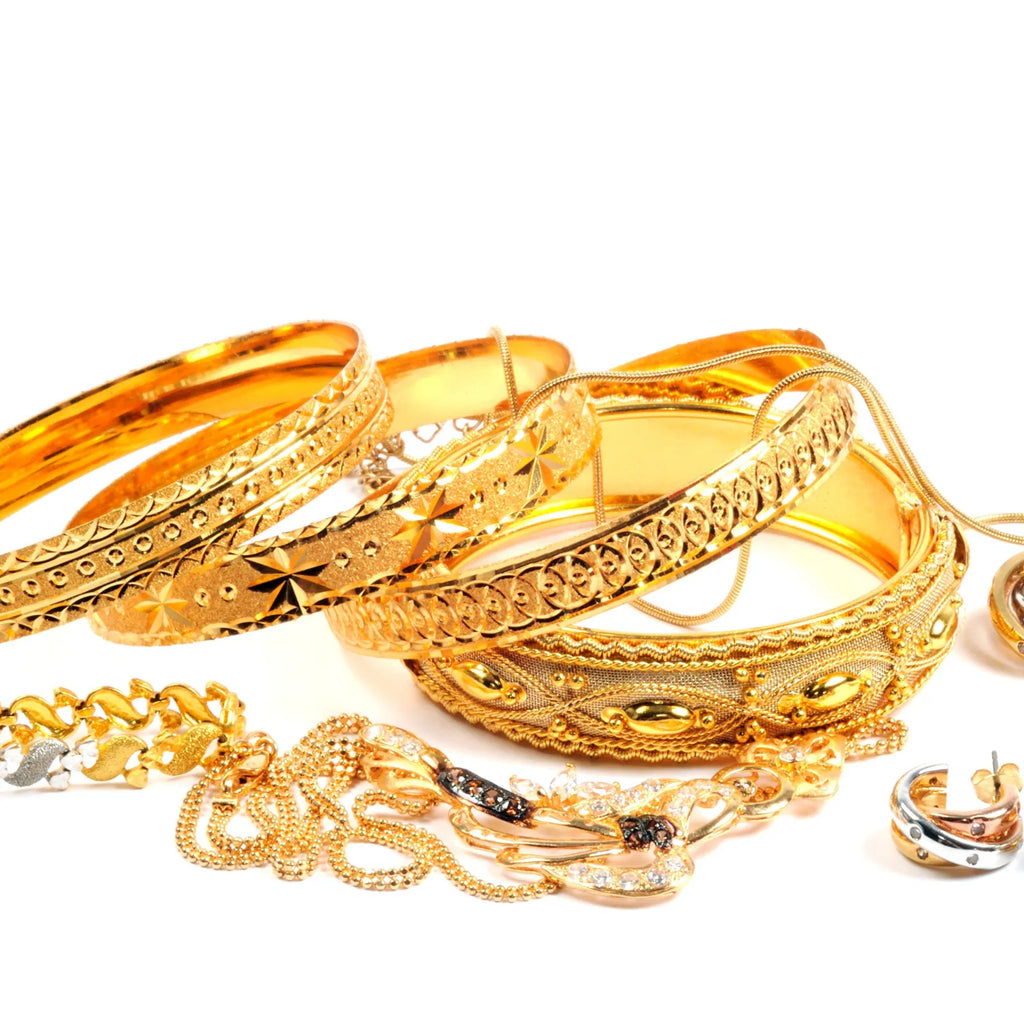 Less Is More — Why Minimalist Jewelry Boosts Confidence