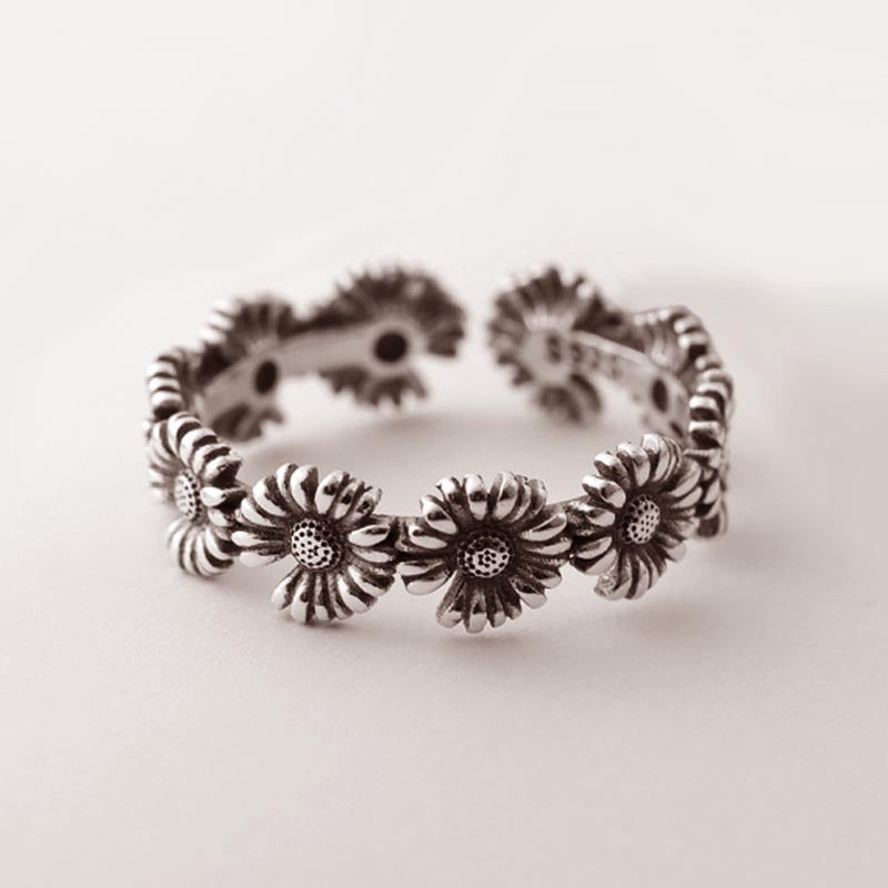 Creative Distressed Niche Design Sunflower Ring Female Jewelry