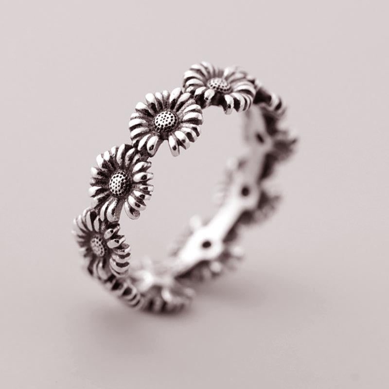 Creative Distressed Niche Design Sunflower Ring Female Jewelry